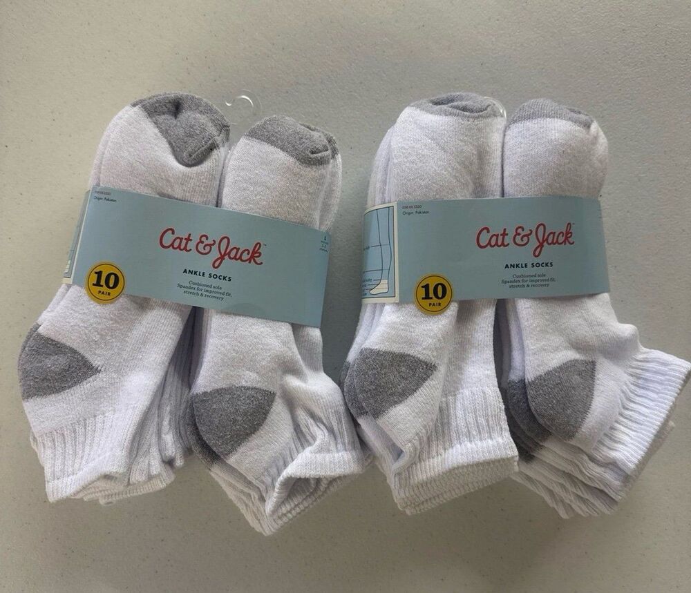 Kids white ankle Socks. 20 pairs. Cat & Jack cushioned sole sock. 3-7 shoe size